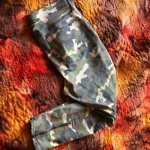 Gap Camo jeans